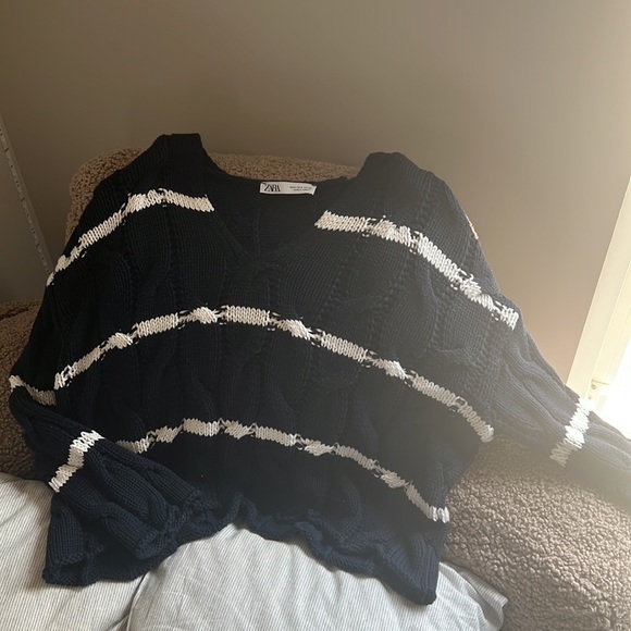 Cropped knitted zara sweater - Picture 4 of 4